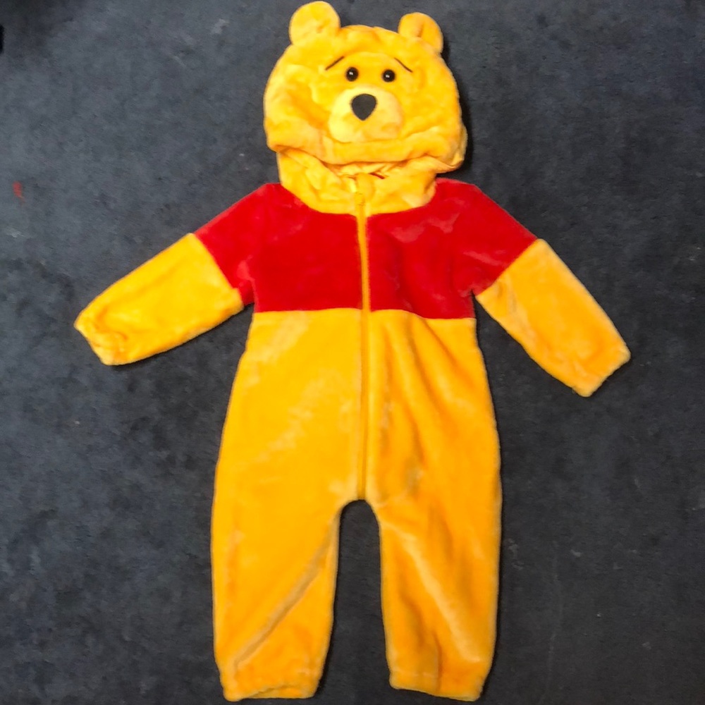 Costume